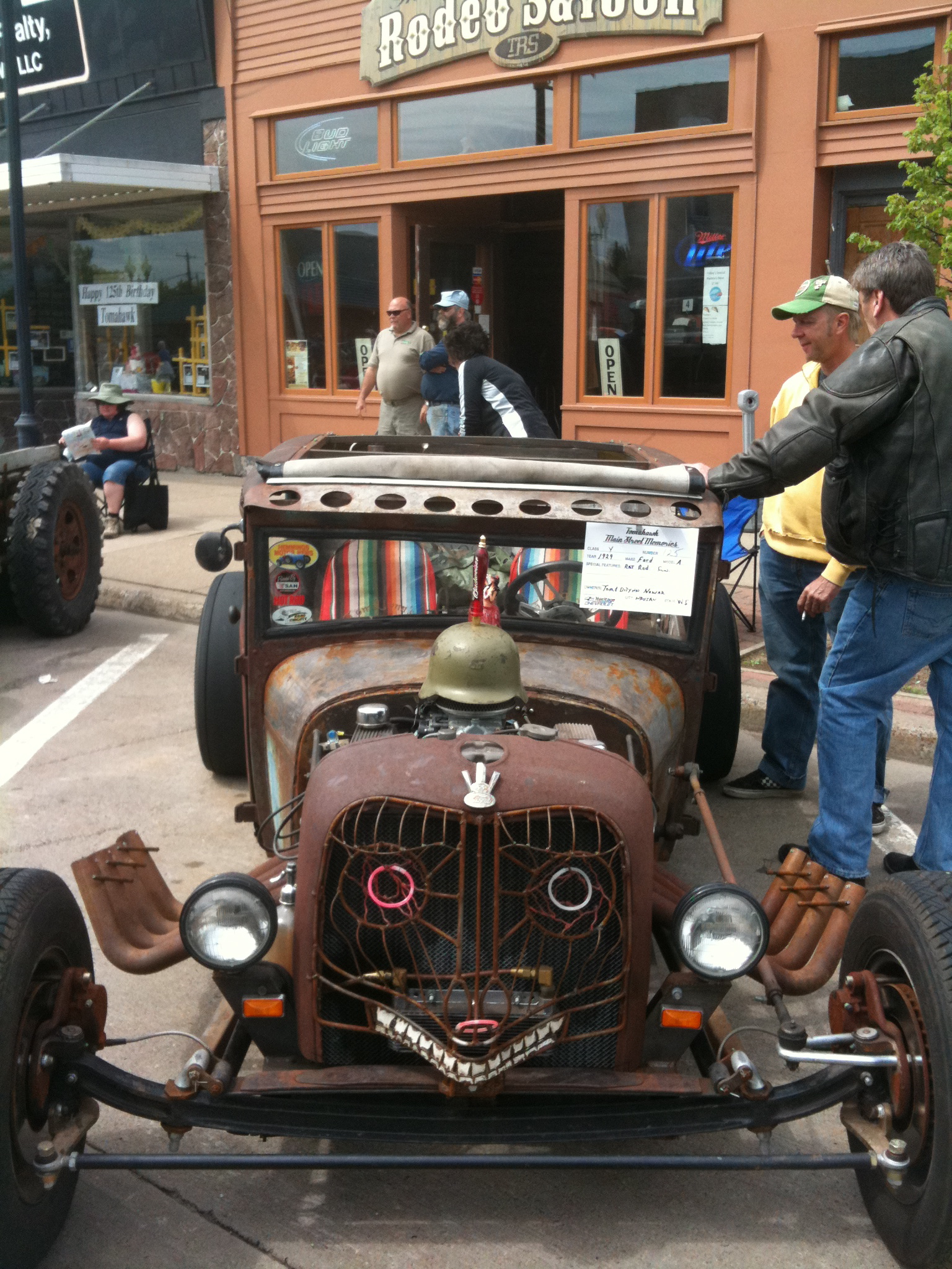 Classic car at the Tomahawk, Wisconsin Main Street Memories Car Show